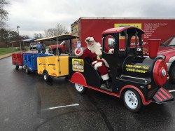 IMG 3753 1666046106 Christmas Trackless Train